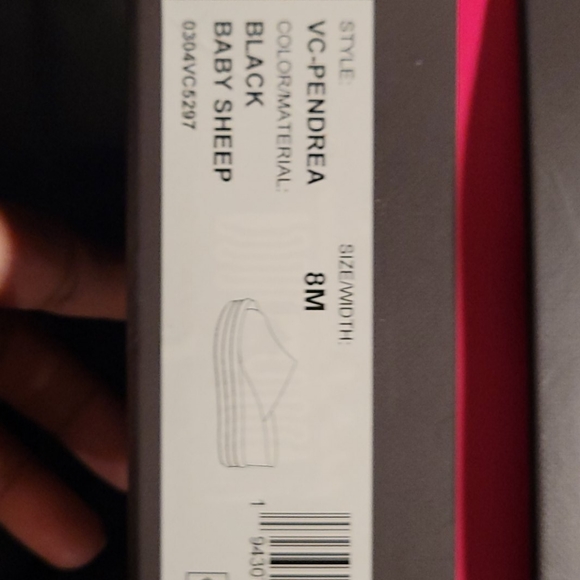 Vince Camuto - Picture 3 of 3